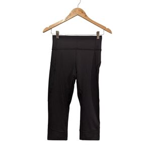 Lululemon Capri Cropped Black Leggings Size 6